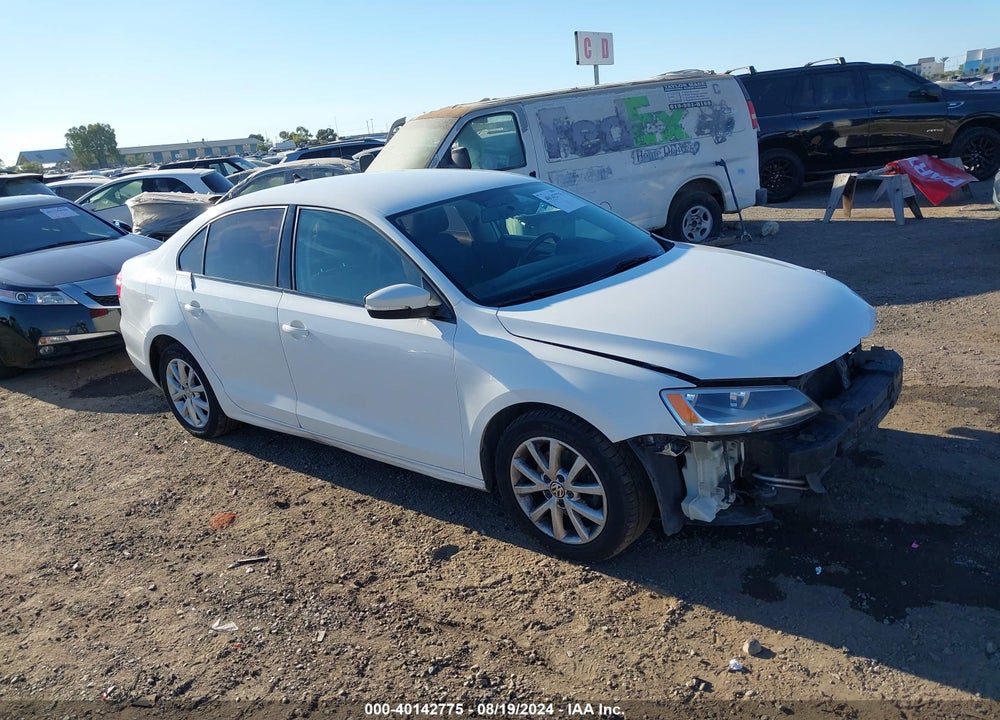 2013 VOLKSWAGEN JETTA 2.5L SE VIN: 3VWDP7AJ1DM437812