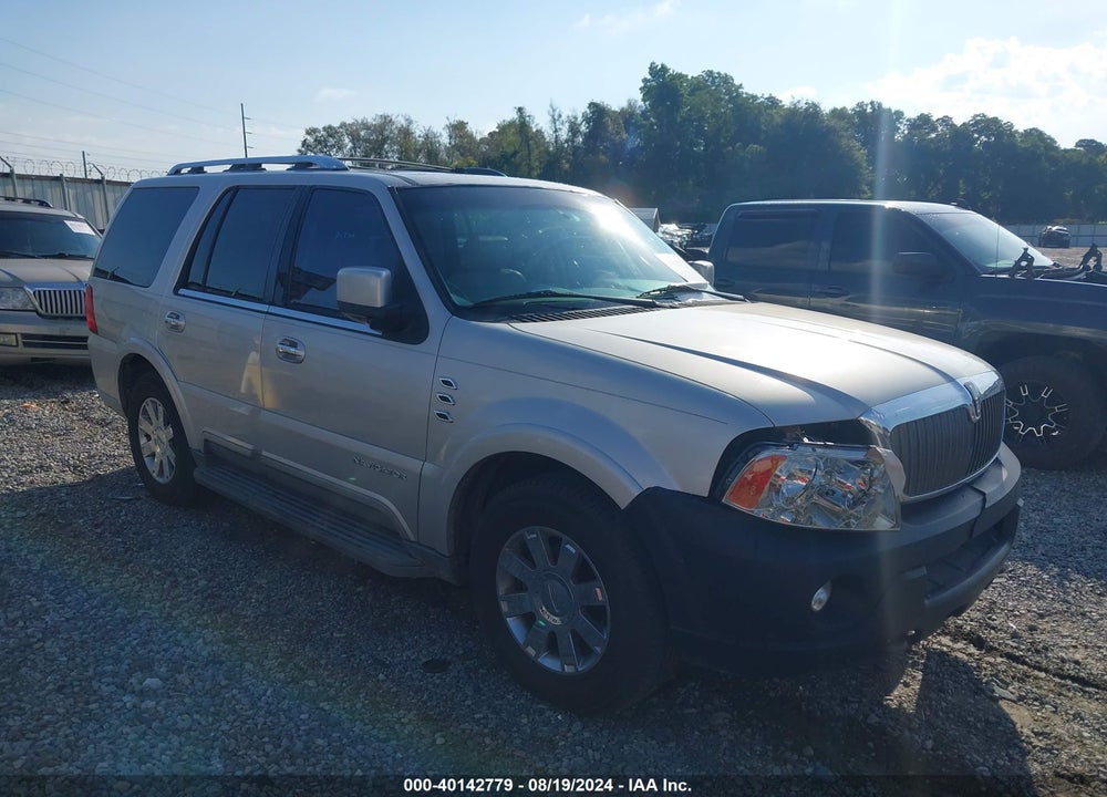 2004 LINCOLN NAVIGATOR VIN: 5LMFU27R64LJ26889
