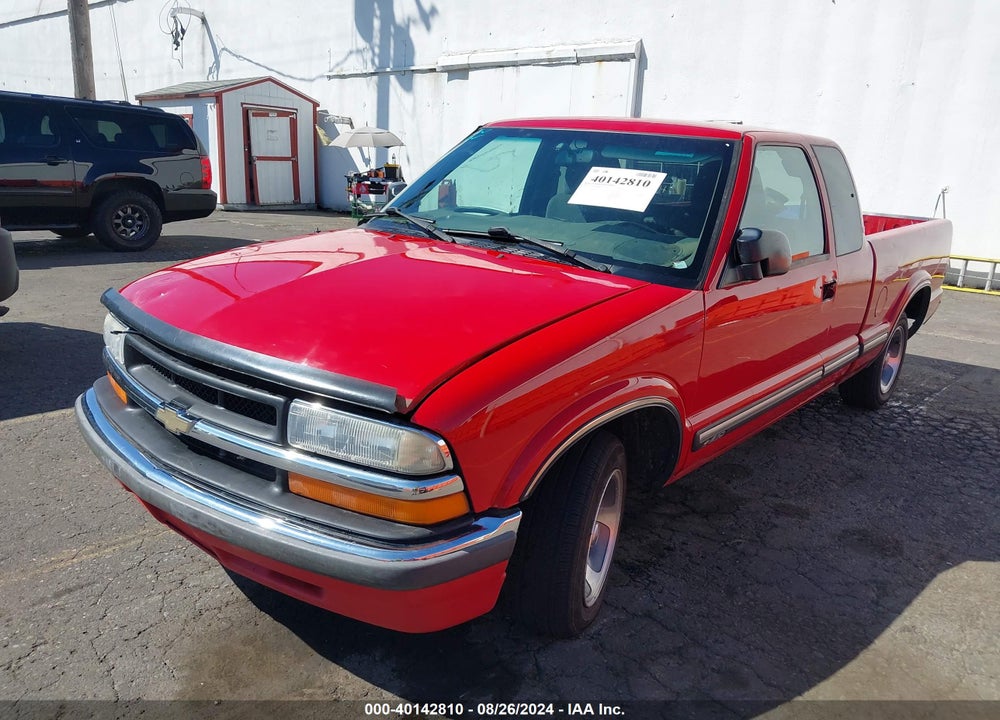 2001 CHEVROLET S-10 LS VIN: 1GCCS195918153393