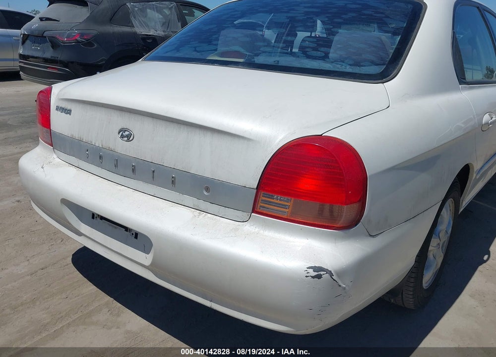 2001 HYUNDAI SONATA VIN: KMHWF25S91A396418