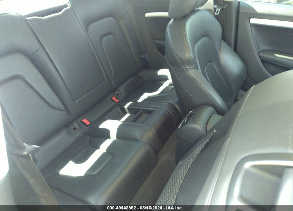 2011 AUDI A5 VIN: WAULFAFR4BA028465