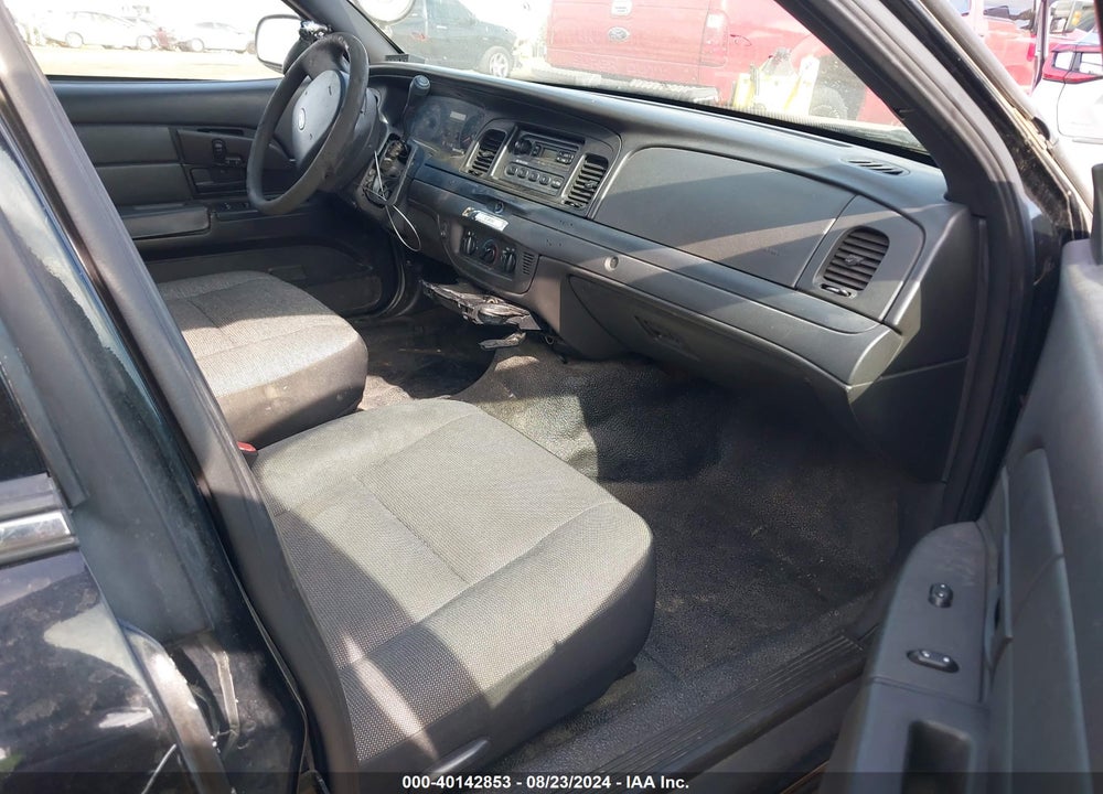2007 FORD CROWN VICTORIA POLICE/POLICE INTERCEPTOR VIN: 2FAFP71W57X156439
