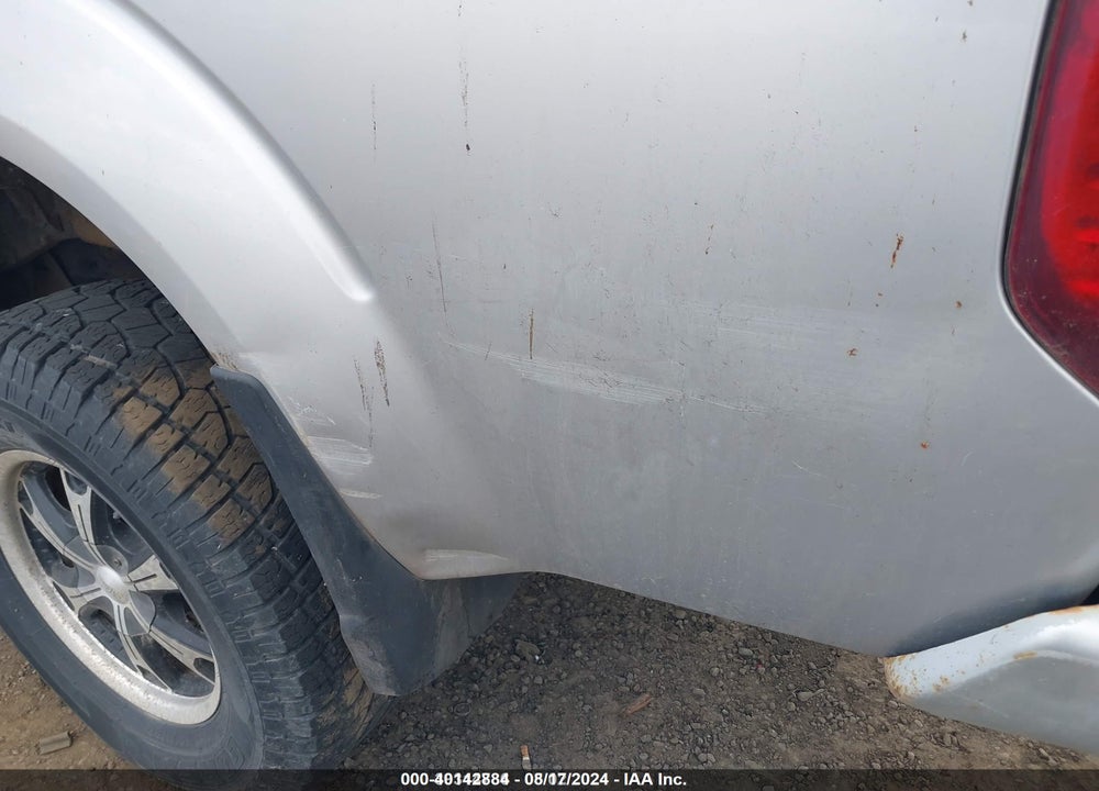 2006 NISSAN FRONTIER VIN: 1N6AD07W06C472187