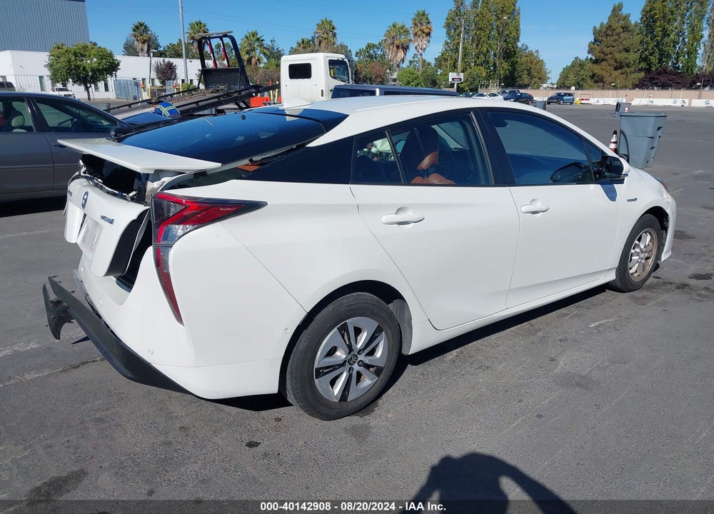 2018 TOYOTA PRIUS TWO VIN: JTDKBRFU2J3058239