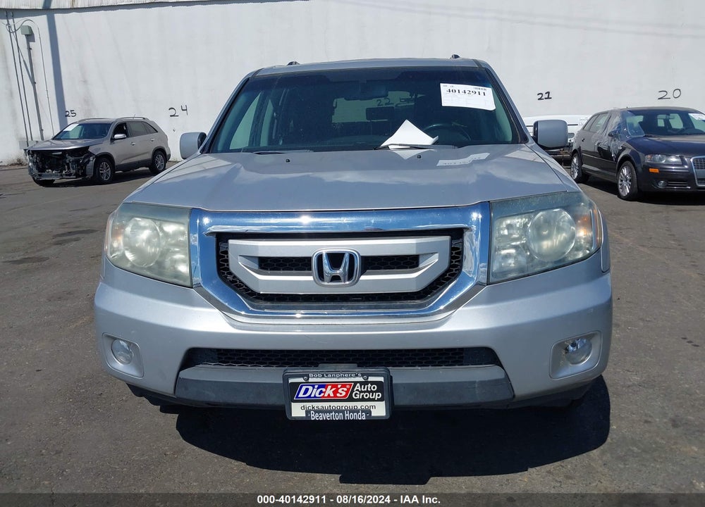 2011 HONDA PILOT EX-L VIN: 5FNYF4H51BB061824