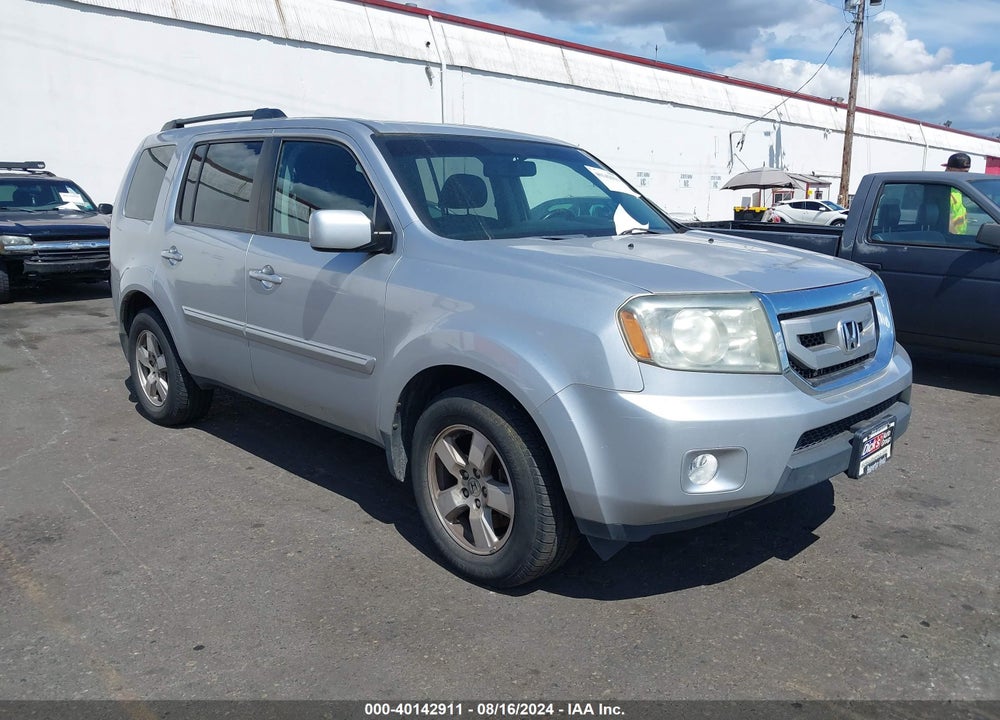 2011 HONDA PILOT EX-L VIN: 5FNYF4H51BB061824