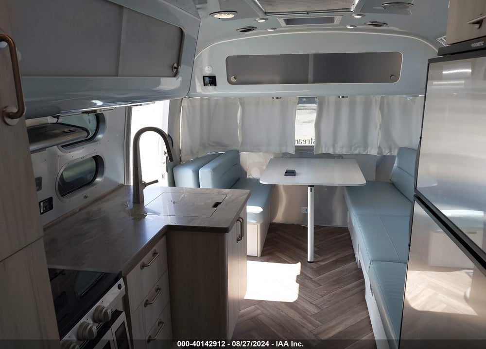 2021 AIRSTREAM OTHER VIN: 1STTFYL26MJ554832