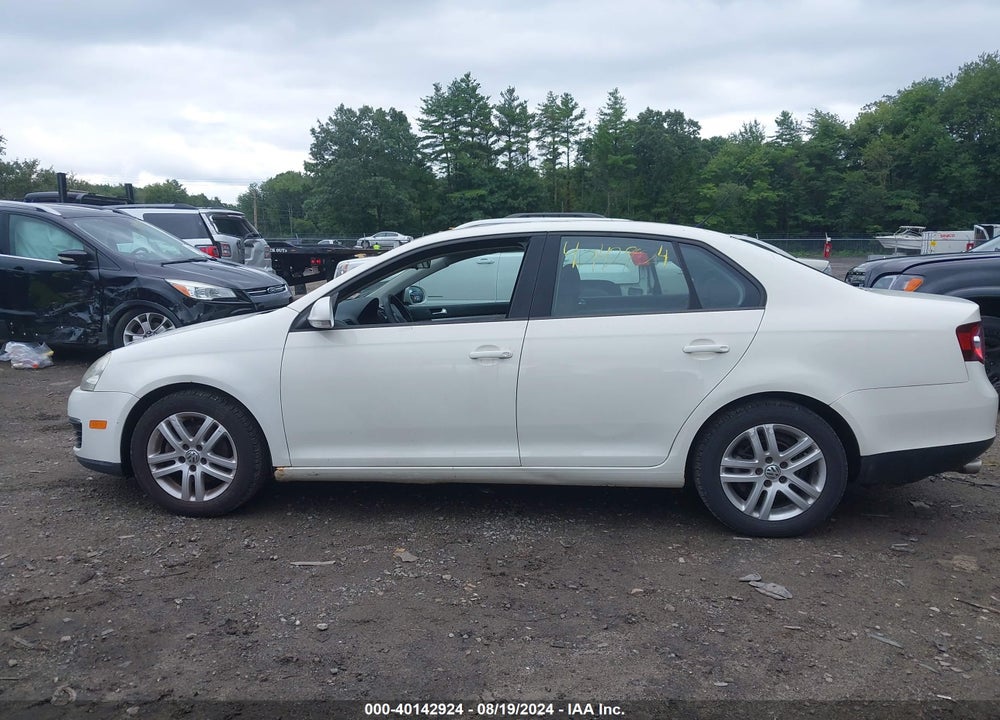 2008 VOLKSWAGEN JETTA S VIN: 3VWJZ71K18M047501