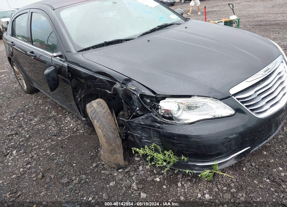 2013 CHRYSLER 200 TOURING VIN: 1C3CCBBB7DN585011