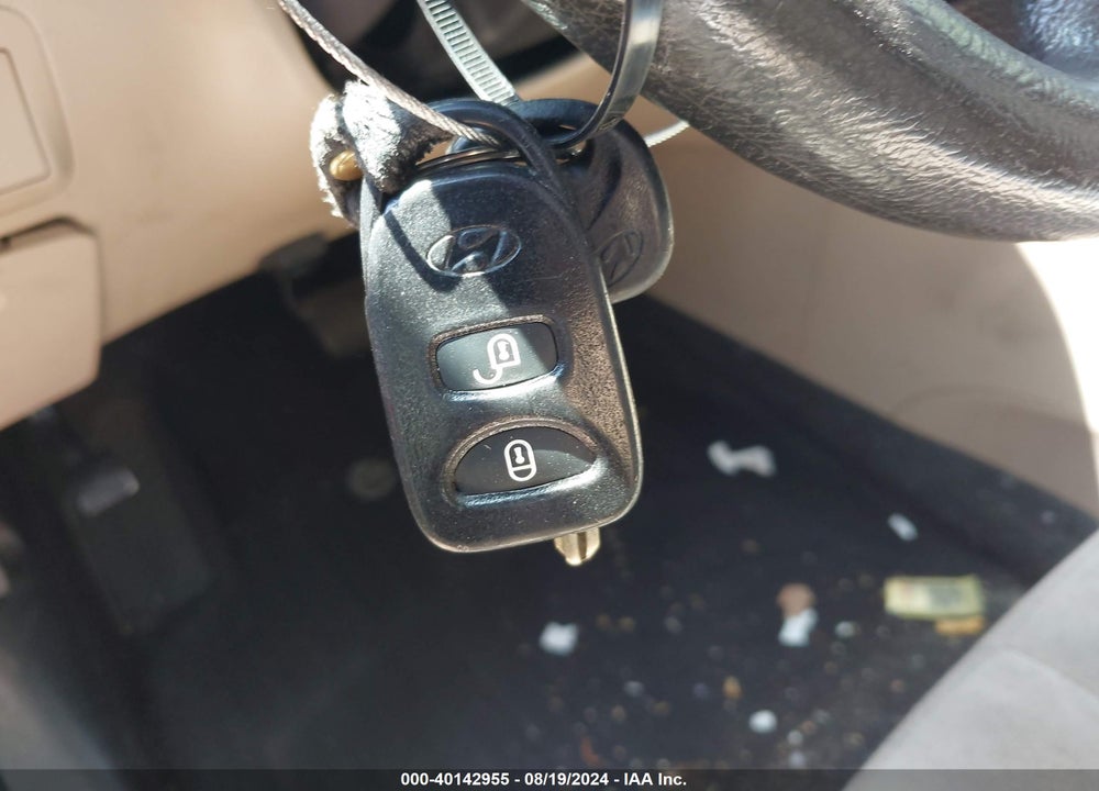 2012 HYUNDAI SANTA FE VIN: 5XYZG3AB8CG169055