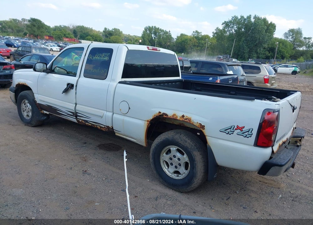 2004 CHEVROLET SILVERADO 1500 LT VIN: 1GCEK19T44E149054