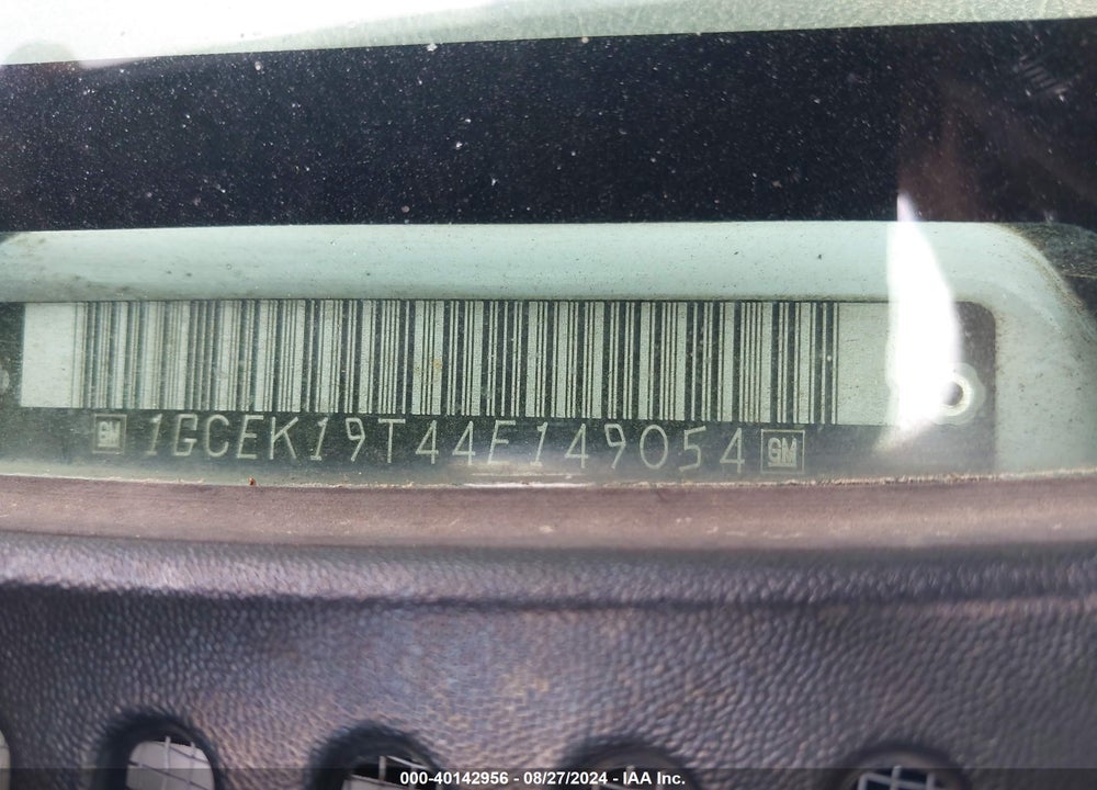 2004 CHEVROLET SILVERADO 1500 LT VIN: 1GCEK19T44E149054