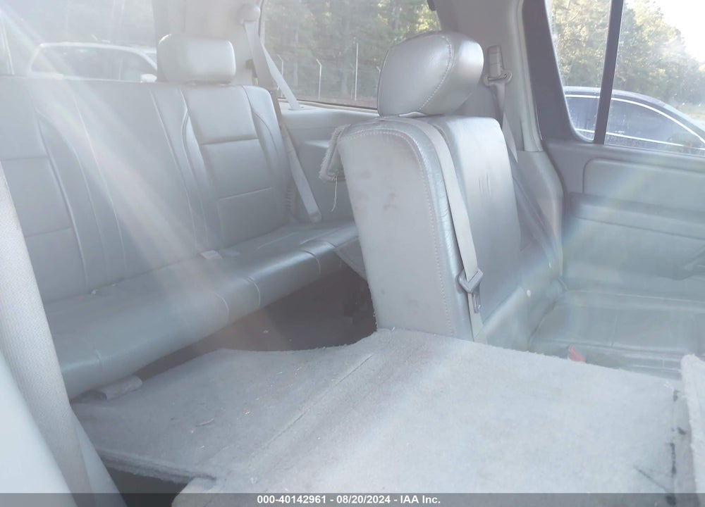 2004 NISSAN PATHFINDER ARMADA SE VIN: 5N1AA08AX4N712440