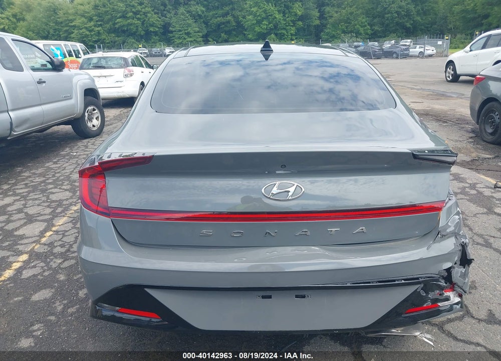 2020 HYUNDAI SONATA VIN: 5NPEF4JA3LH000827