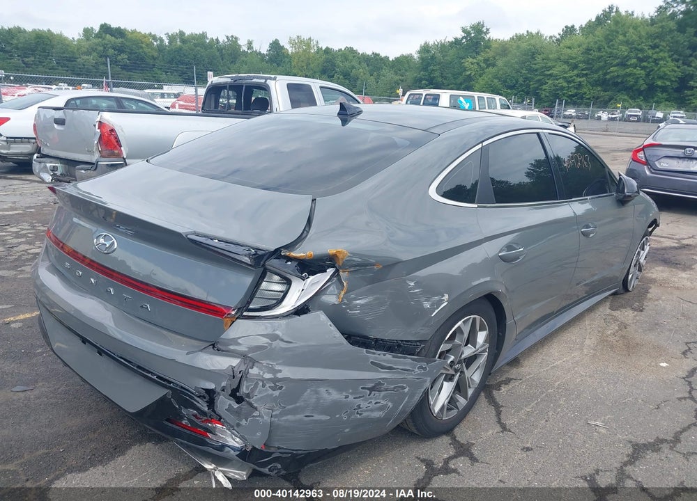 2020 HYUNDAI SONATA VIN: 5NPEF4JA3LH000827