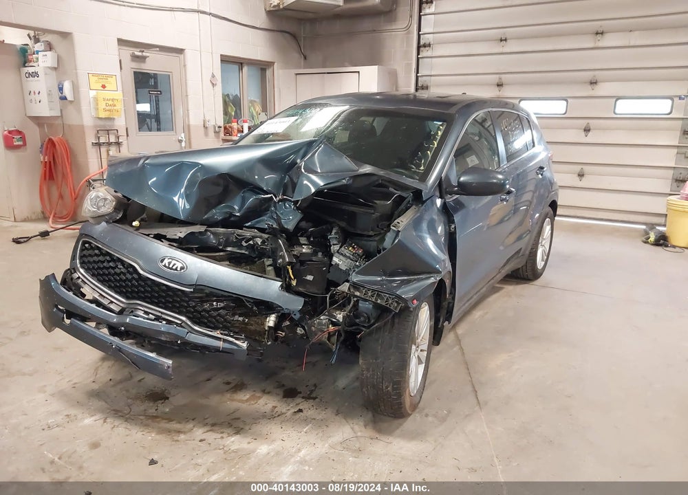 2018 KIA SPORTAGE LX VIN: KNDPM3AC4J7370812
