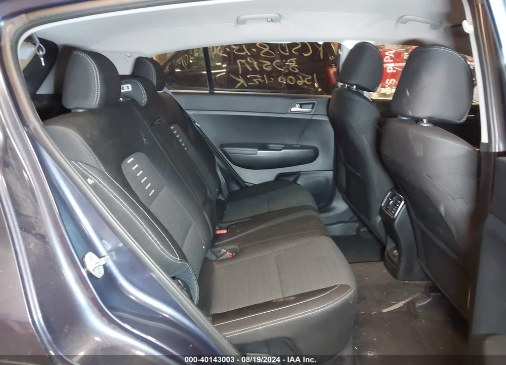 2018 KIA SPORTAGE LX VIN: KNDPM3AC4J7370812