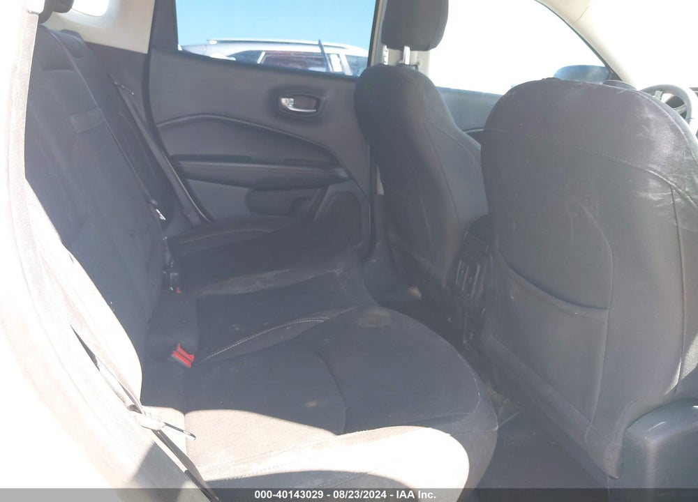 2019 JEEP COMPASS SPORT FWD VIN: 3C4NJCAB8KT851019