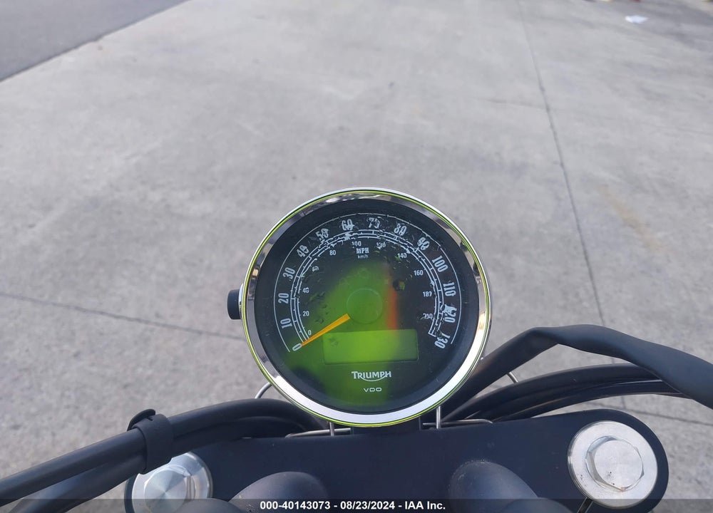 2016 TRIUMPH MOTORCYCLE SPEEDMASTER VIN: SMT915RN8GT737182