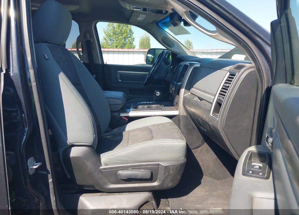2013 RAM 1500 SLT VIN: 1C6RR7LT0DS615676