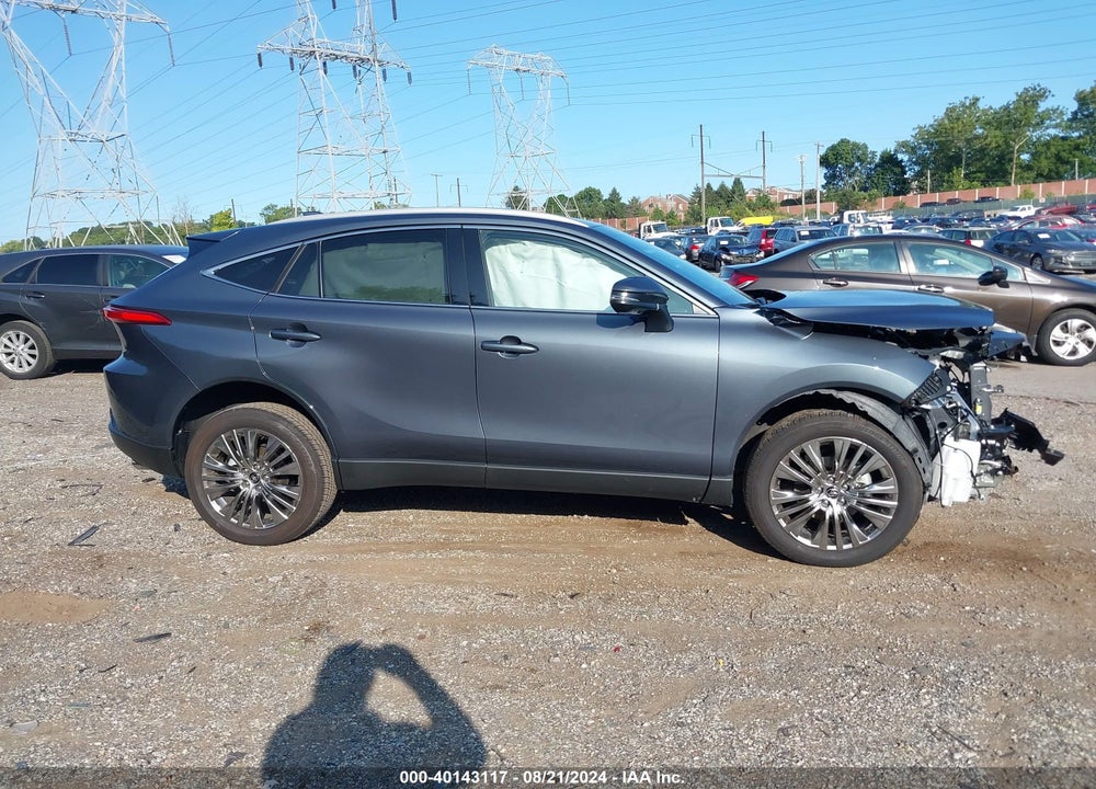 2024 TOYOTA VENZA LIMITED VIN: JTEAAAAHXRJ171188