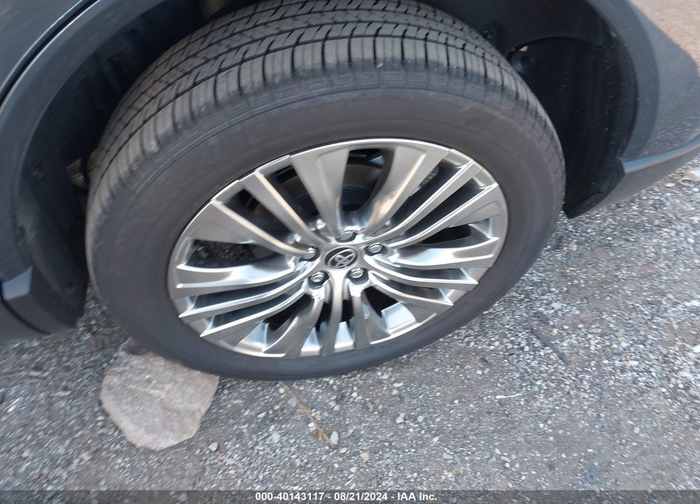 2024 TOYOTA VENZA LIMITED VIN: JTEAAAAHXRJ171188