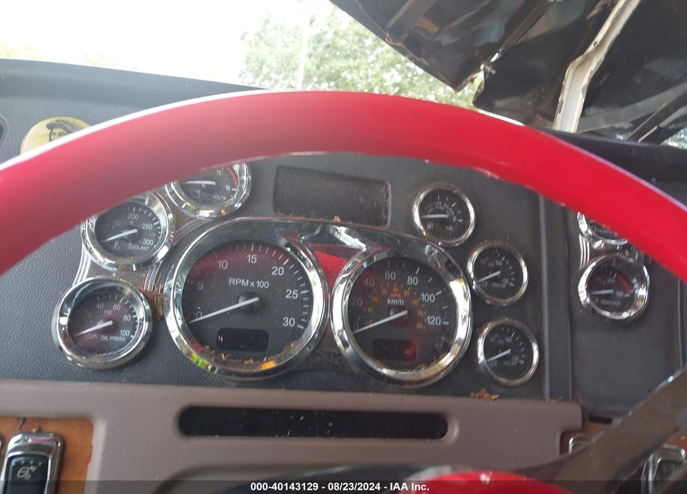 2011 PETERBILT 386 VIN: 1XPHD49X9BD110490