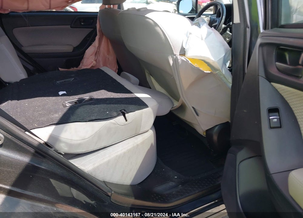 2018 SUBARU FORESTER 2.5I PREMIUM VIN: JF2SJAGC6JH427618