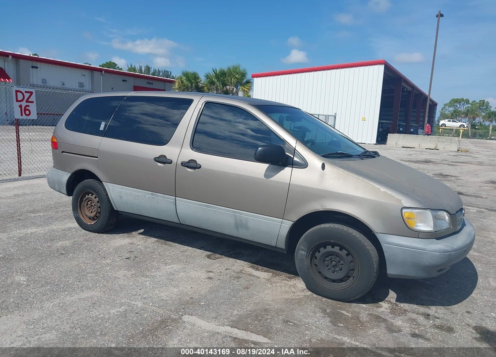 1999 TOYOTA SIENNA CE VIN: 4T3ZF19CXXU121715