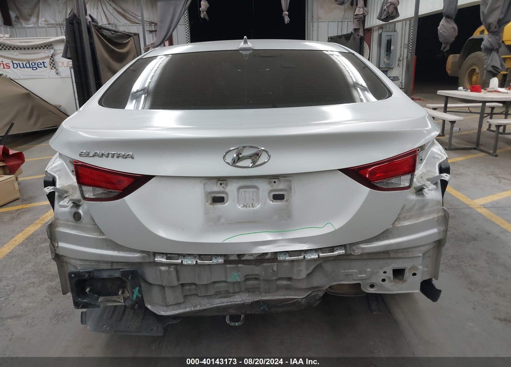 2016 HYUNDAI ELANTRA SE VIN: 5NPDH4AEXGH716171