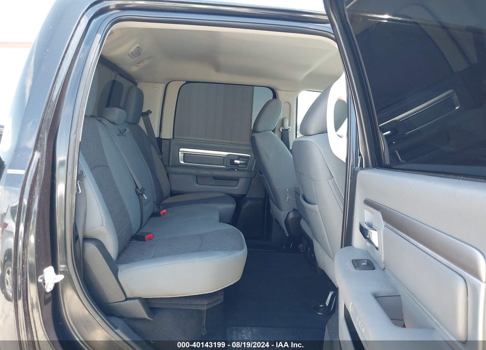 2015 RAM 1500 LONE STAR VIN: 1C6RR6LG0FS605262