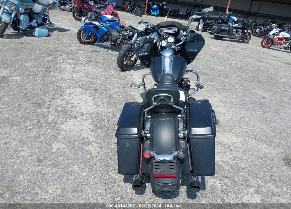2013 HARLEY-DAVIDSON FLTRX ROAD GLIDE CUSTOM VIN: 1HD1KHM14DB665752