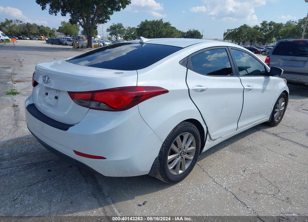 2016 HYUNDAI ELANTRA SE VIN: 5NPDH4AE9GH655539