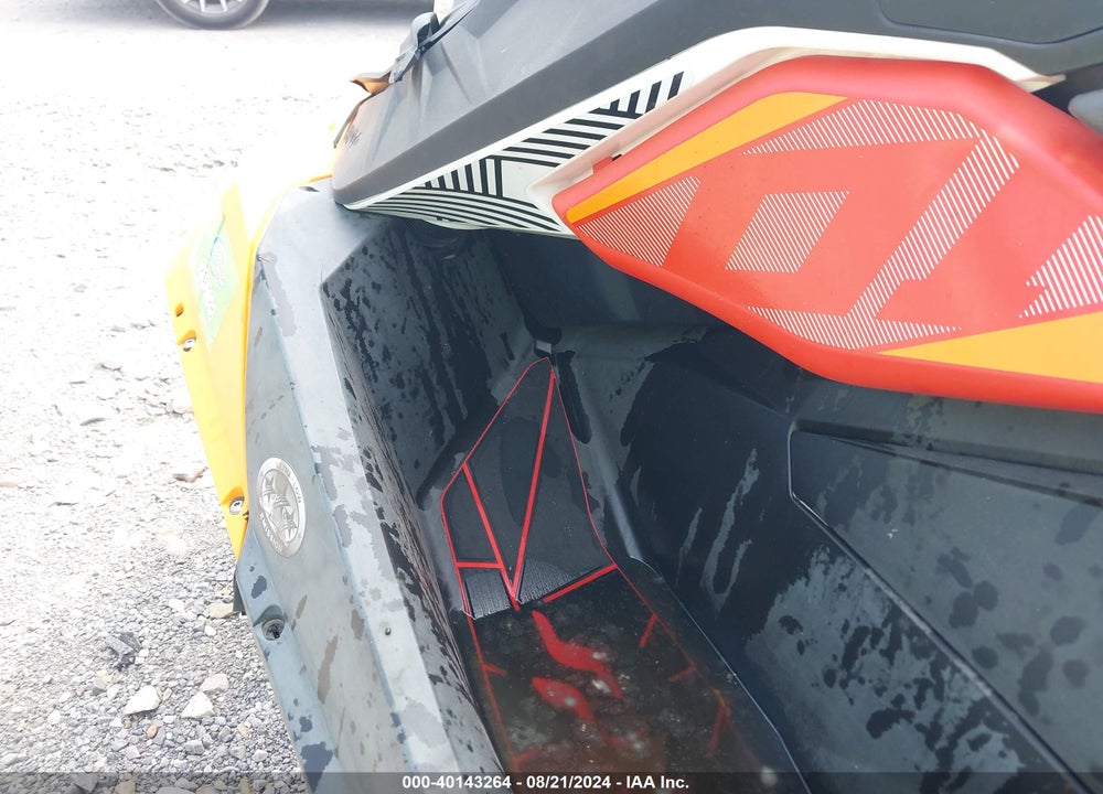 2019 SEADOO JETSKI VIN: YDV72925L819