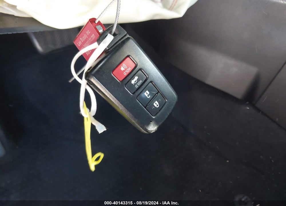 2018 TOYOTA COROLLA SE VIN: 5YFBURHEXJP795101
