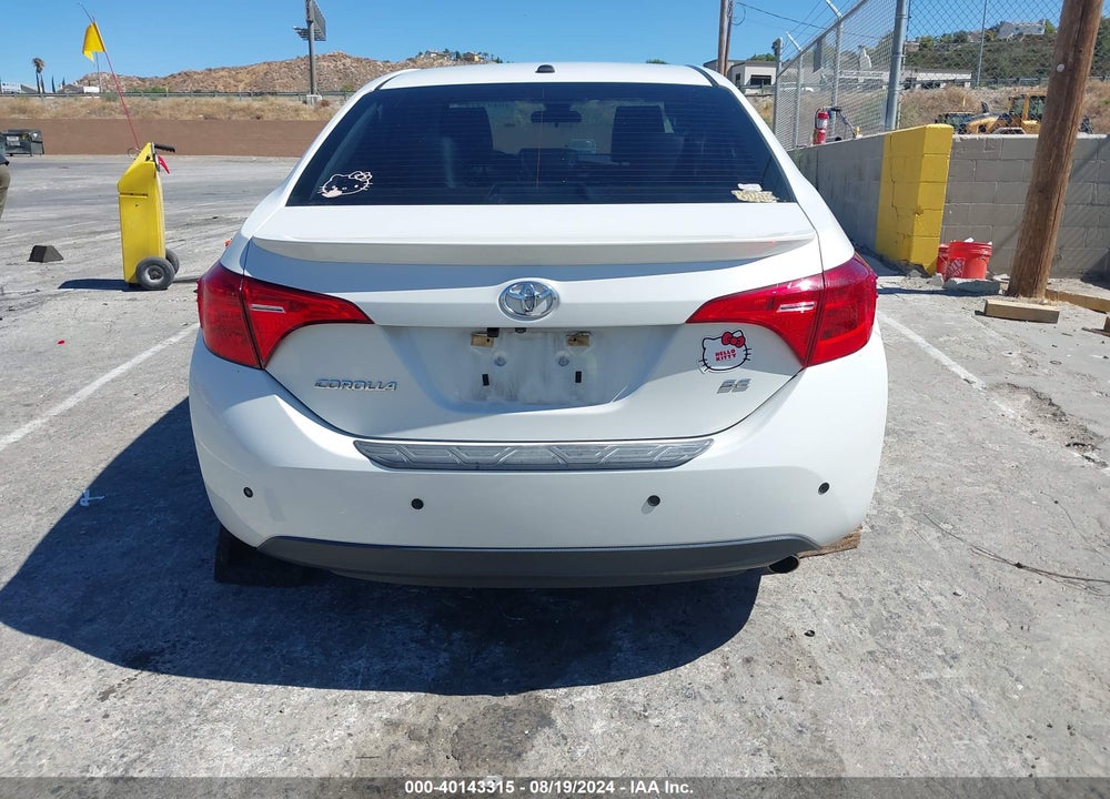 2018 TOYOTA COROLLA SE VIN: 5YFBURHEXJP795101