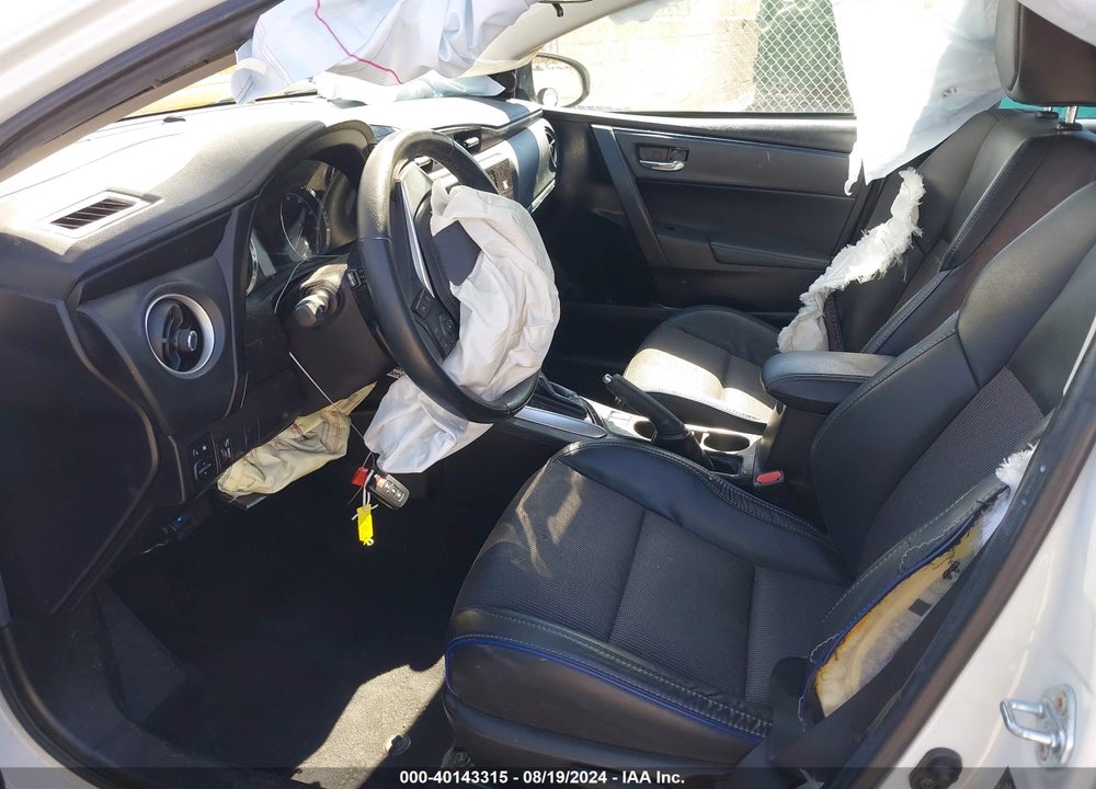 2018 TOYOTA COROLLA SE VIN: 5YFBURHEXJP795101
