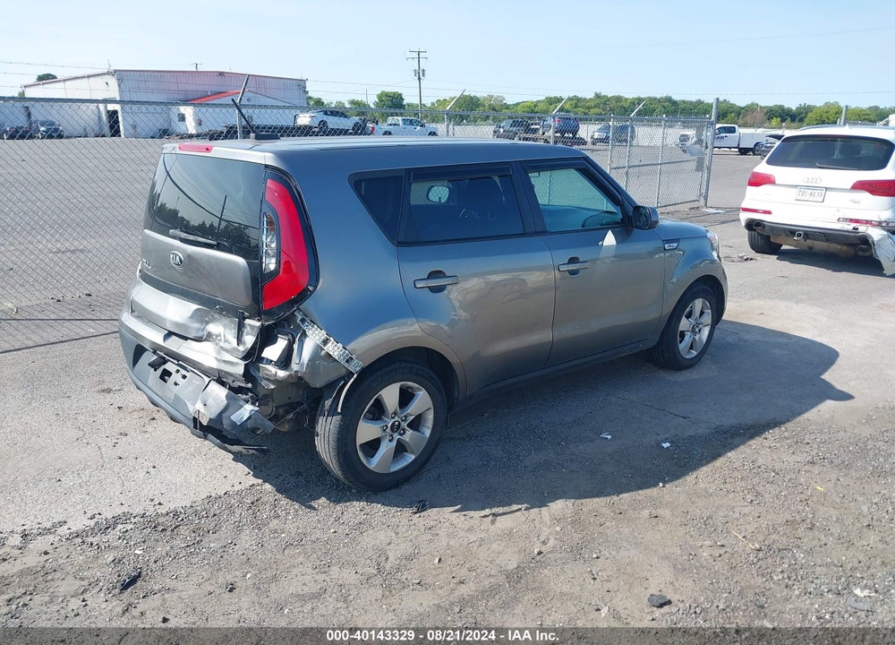 2018 KIA SOUL VIN: KNDJN2A2XJ7565396
