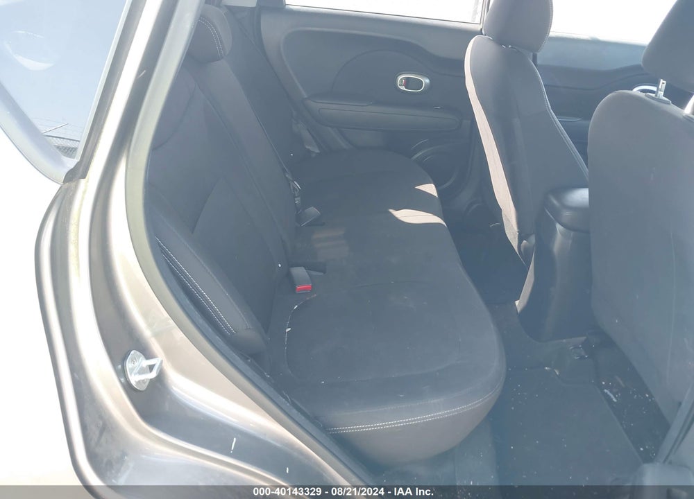 2018 KIA SOUL VIN: KNDJN2A2XJ7565396