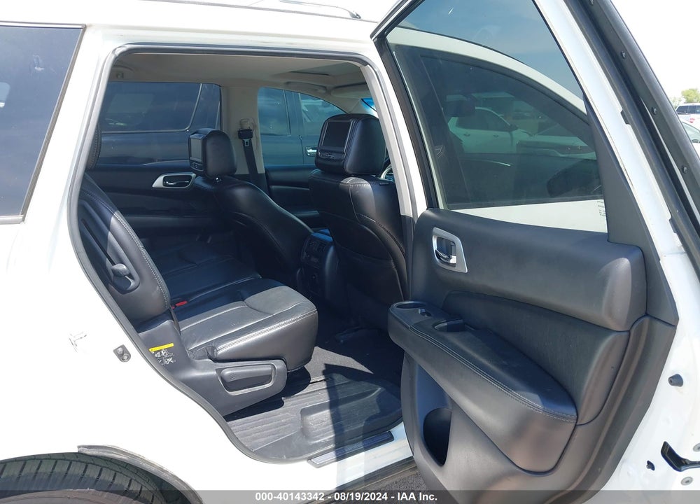 2014 NISSAN PATHFINDER SL VIN: 5N1AR2MN7EC649940