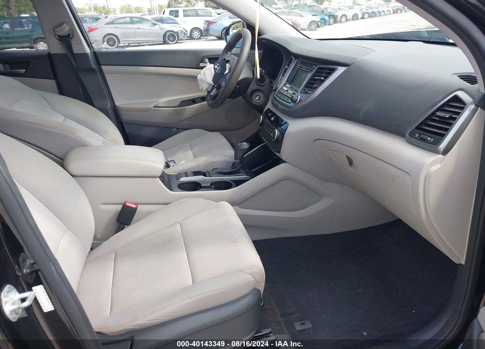 2018 HYUNDAI TUCSON SE VIN: KM8J23A47JU737994