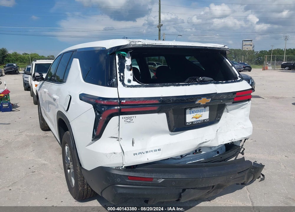 2024 CHEVROLET TRAVERSE FWD LS VIN: 1GNEREKS0RJ152429