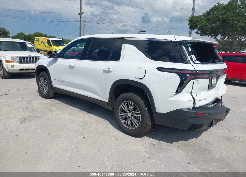 2024 CHEVROLET TRAVERSE FWD LS VIN: 1GNEREKS0RJ152429