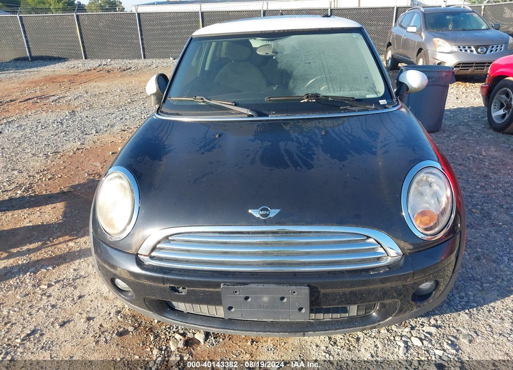 2007 MINI COOPER VIN: WMWMF33587TT55271