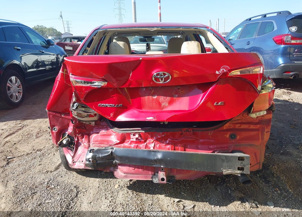 2018 TOYOTA COROLLA LE VIN: 5YFBURHE2JP742425