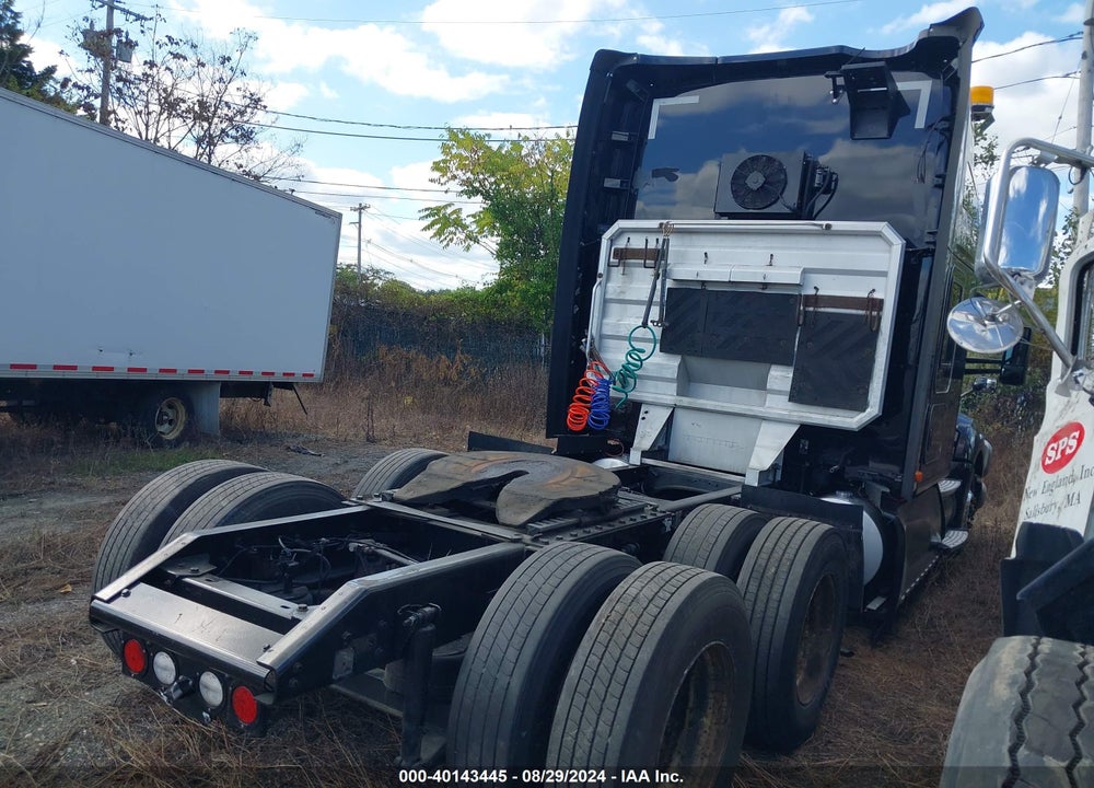 2019 KENWORTH T680 VIN: 1XKYDP9X1KJ266760