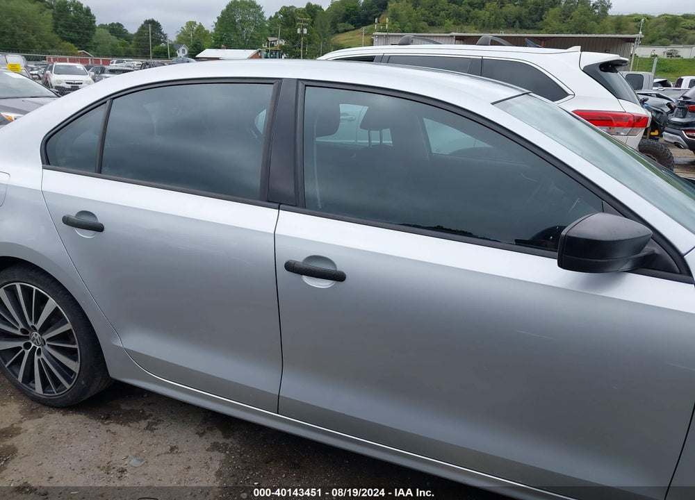 2014 VOLKSWAGEN JETTA 2.0L S VIN: 3VW2K7AJ0EM257275
