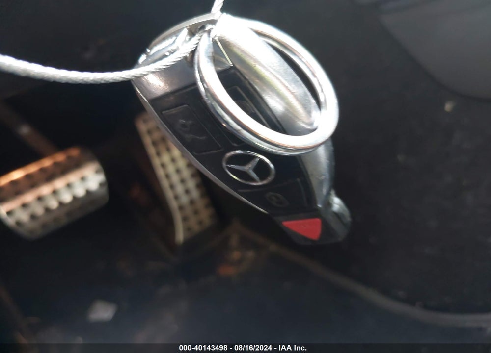 2011 MERCEDES-BENZ C 300 LUXURY 4MATIC/SPORT 4MATIC VIN: WDDGF8BB3BR166303