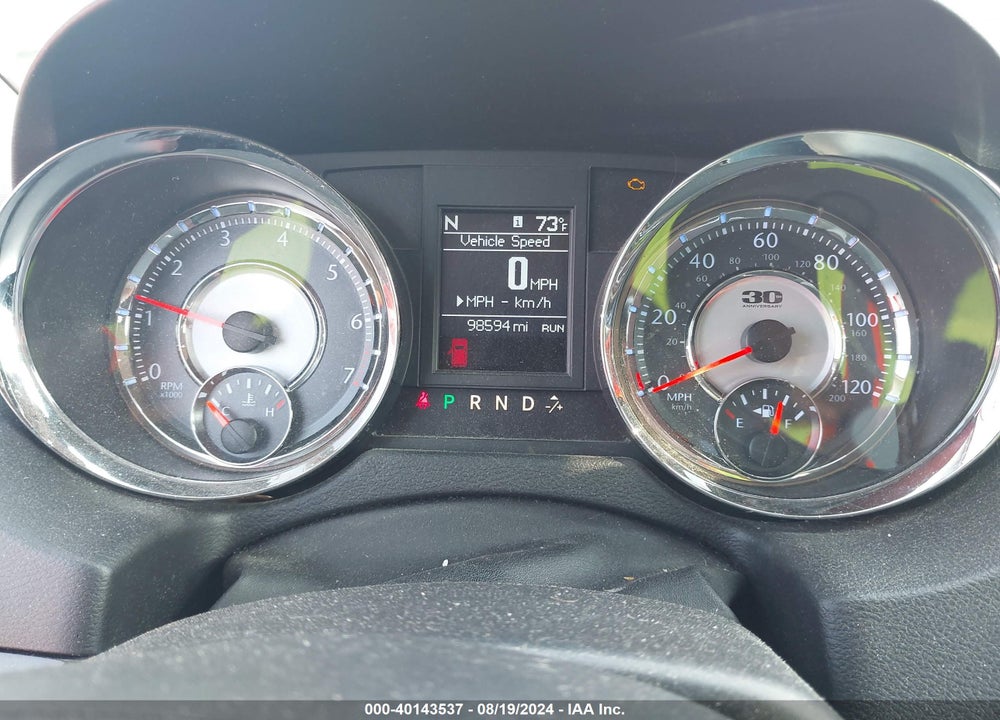 2014 CHRYSLER TOWN & COUNTRY VIN: 2C4RC1CG4ER319850