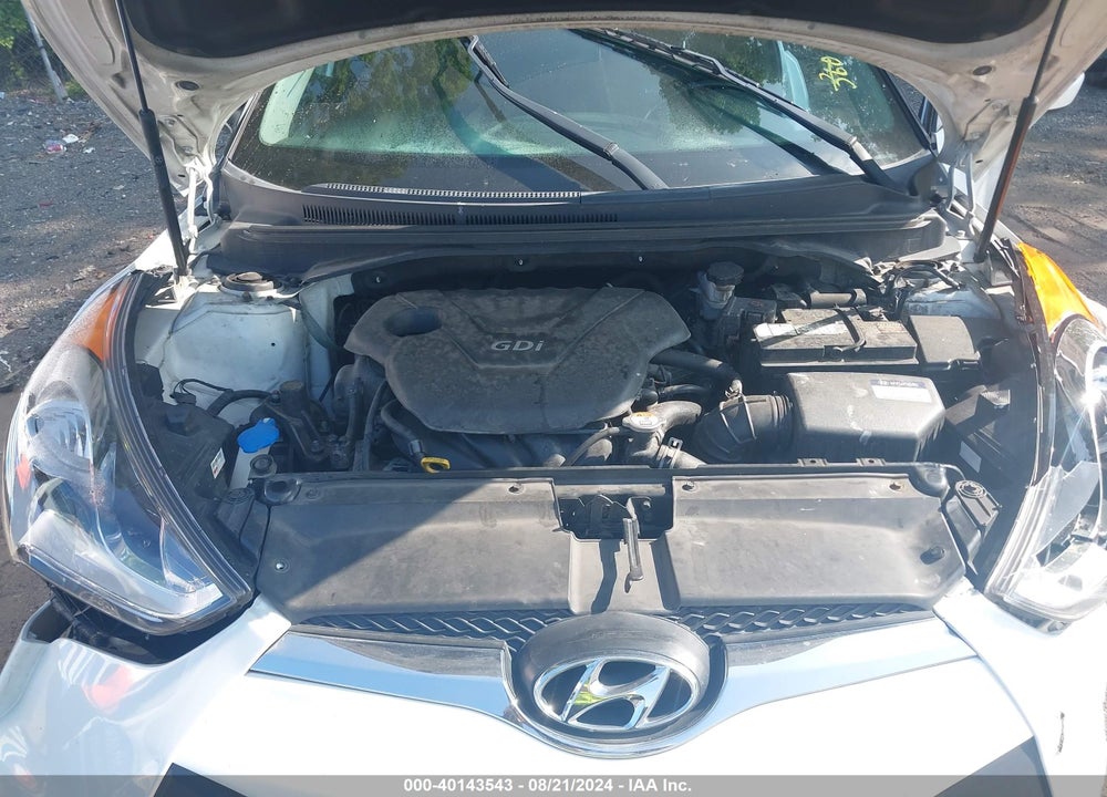 2017 HYUNDAI VELOSTER VIN: KMHTC6ADXHU310553